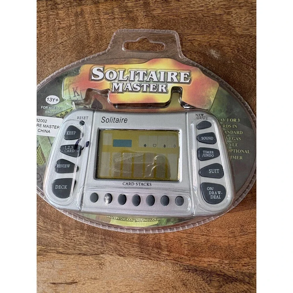 Solitaire Master Handheld Electronic Card Game 13+ Silver New Sealed LCD
